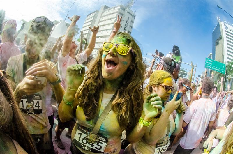 Así fue la “Carrera del Color” en Caracas (Fotos)