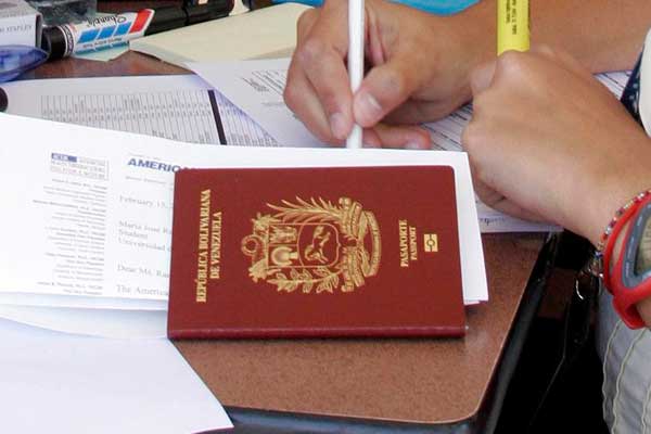 Si no piensa viajar, no pida su pasaporte