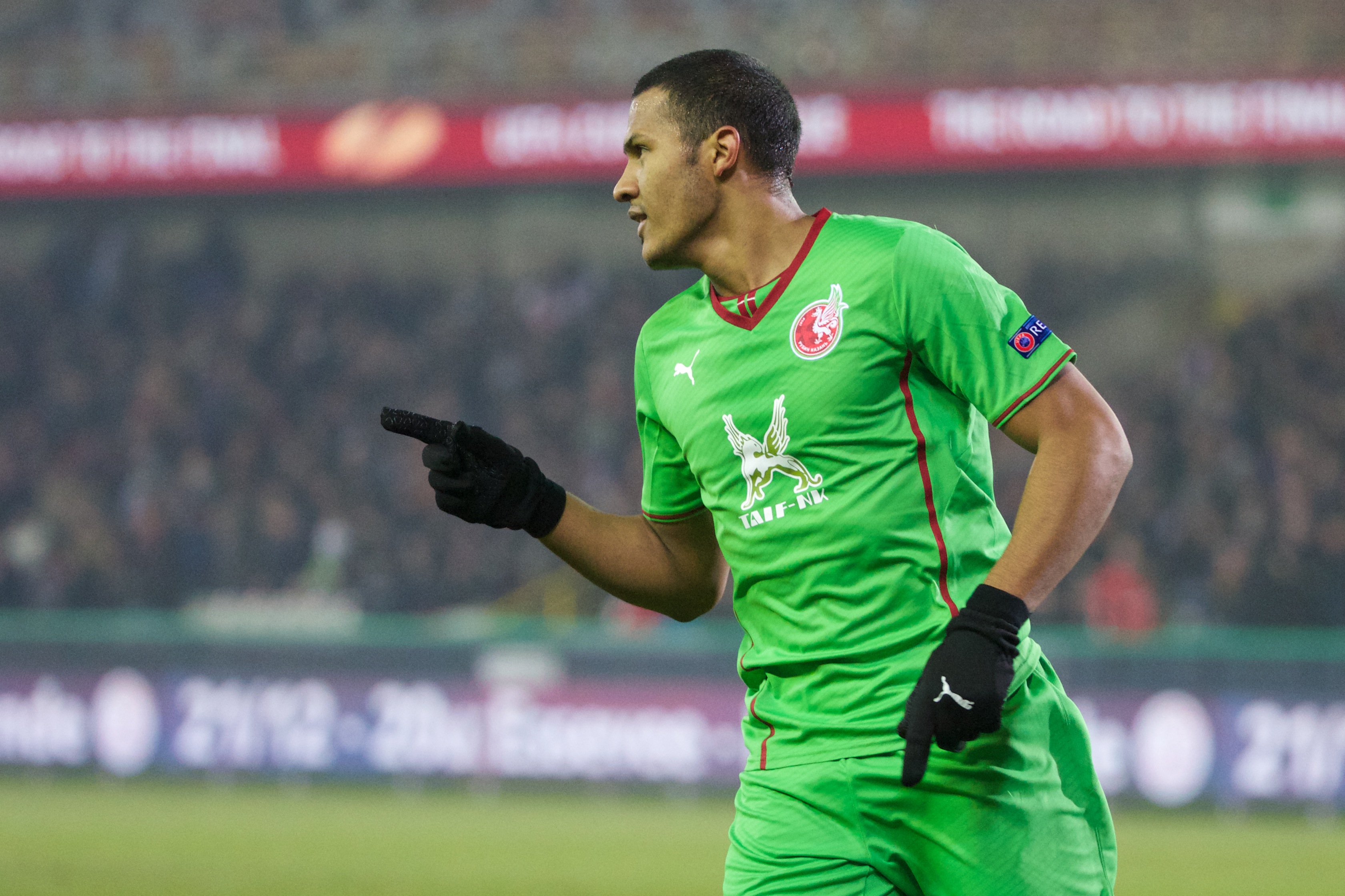 “Salo” Rondón cierra el año en Liga Europa con un golazo (Video)