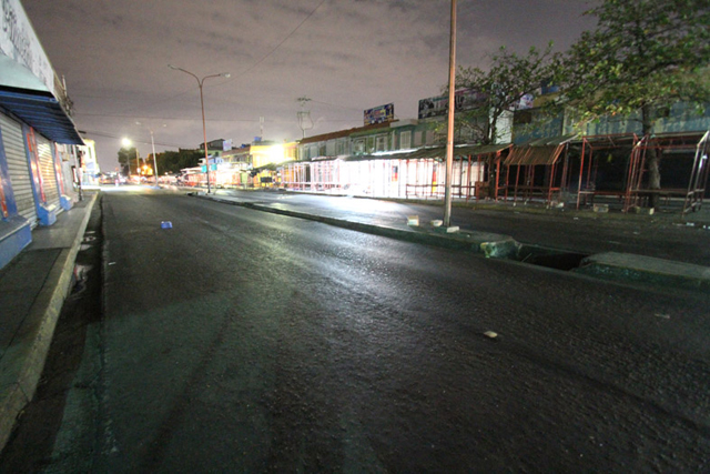 Más de 300 toneladas de basura recolectan a diario en Centro de Maracaibo (Fotos)