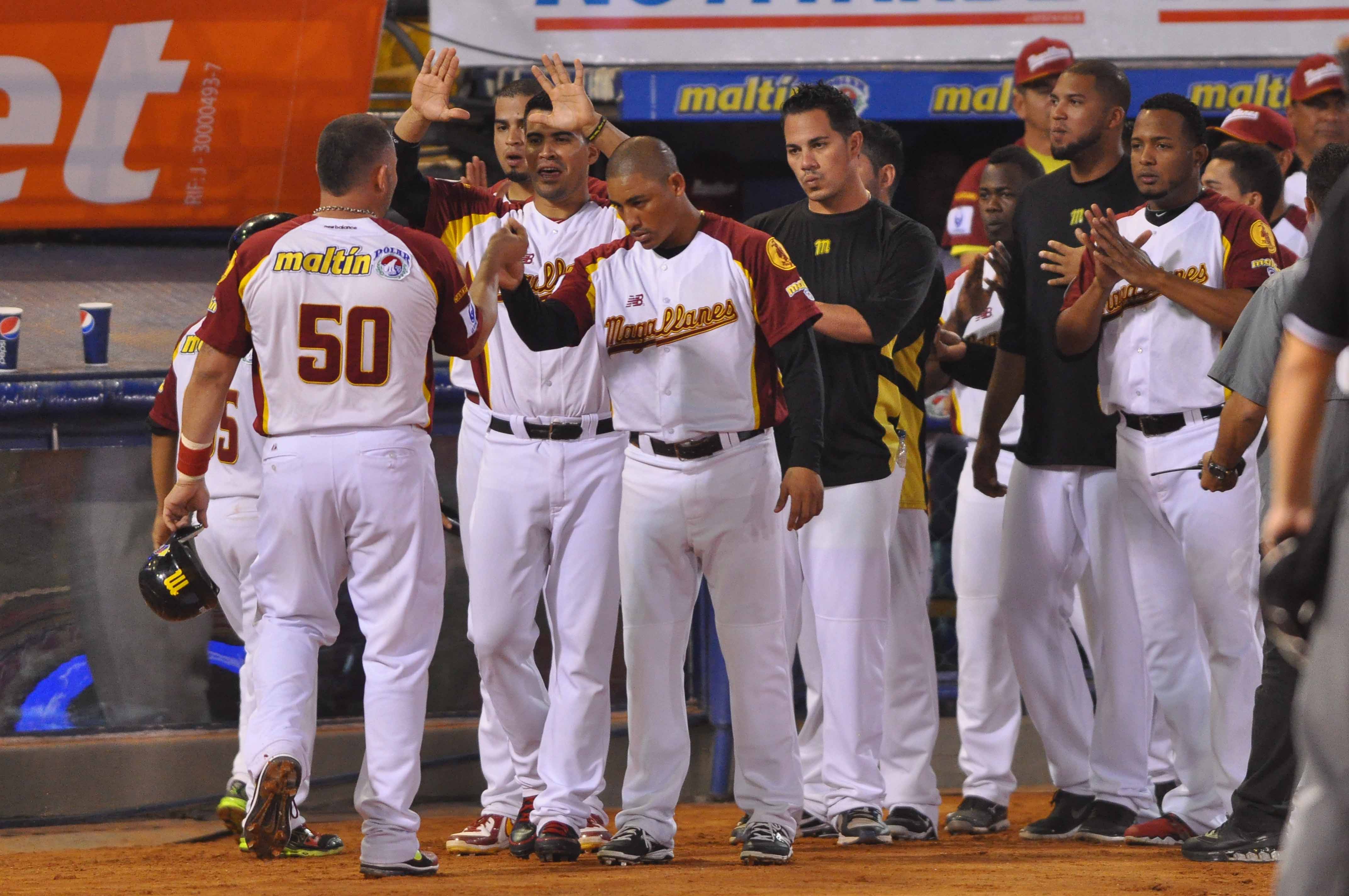 Lisson guía victoria de los Navegantes que se acercan a la final (Fotos)