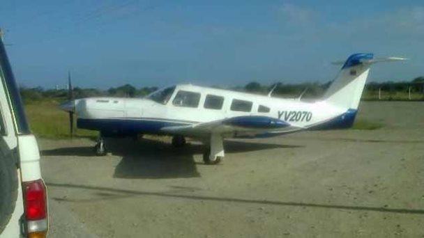 Avioneta aterrizó de emergencia en carretera de Nueva Esparta (Foto)