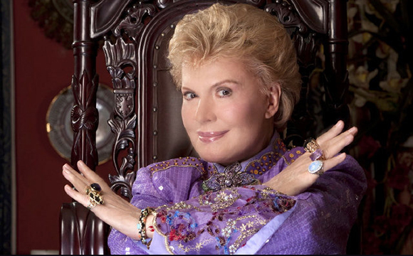 Apareció Walter Mercado con sus predicciones para este 2014