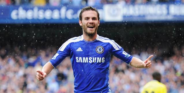 Juan Mata cambia el Chelsea por el Manchester United