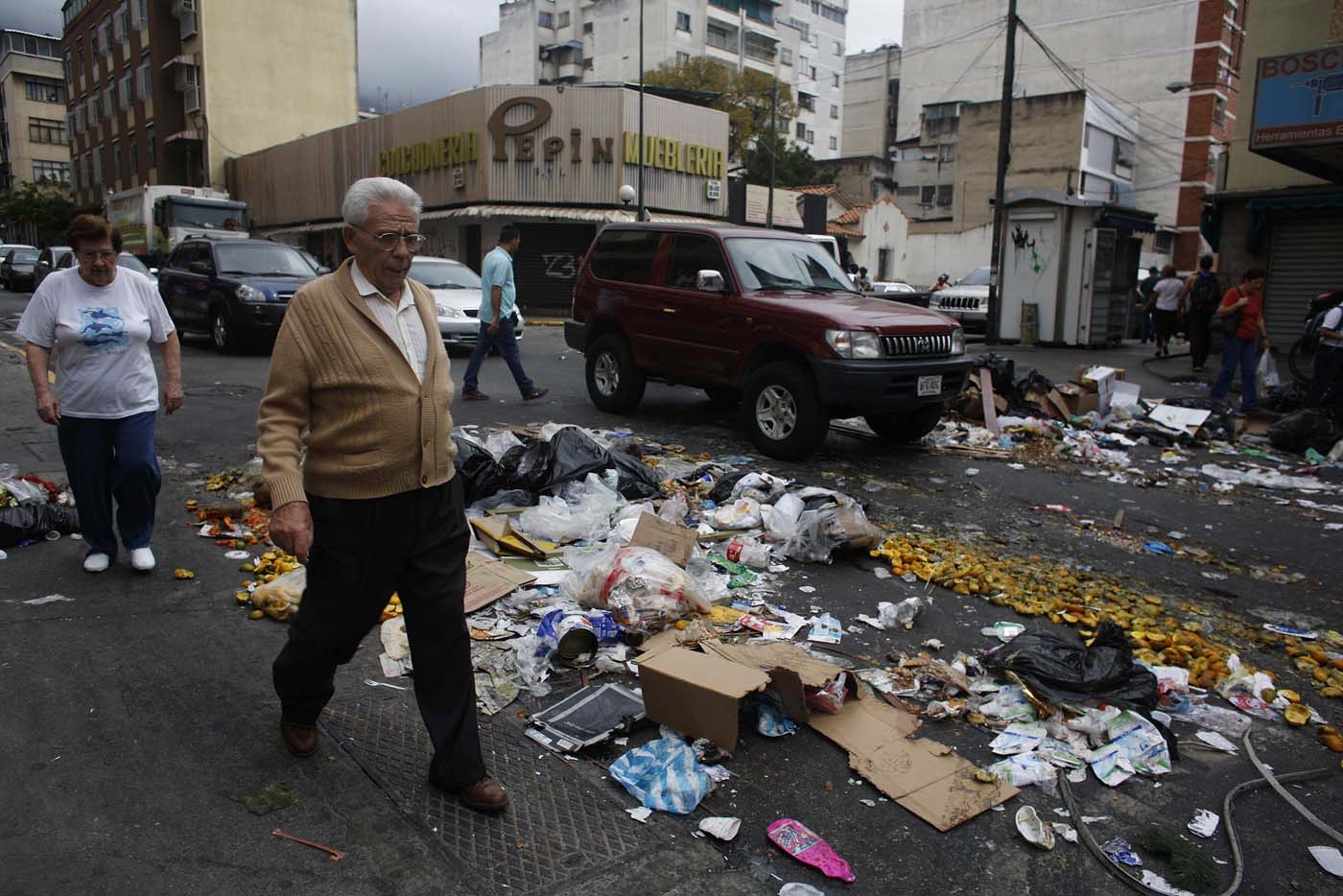 Así amaneció Chacao este 25F (Fotos)