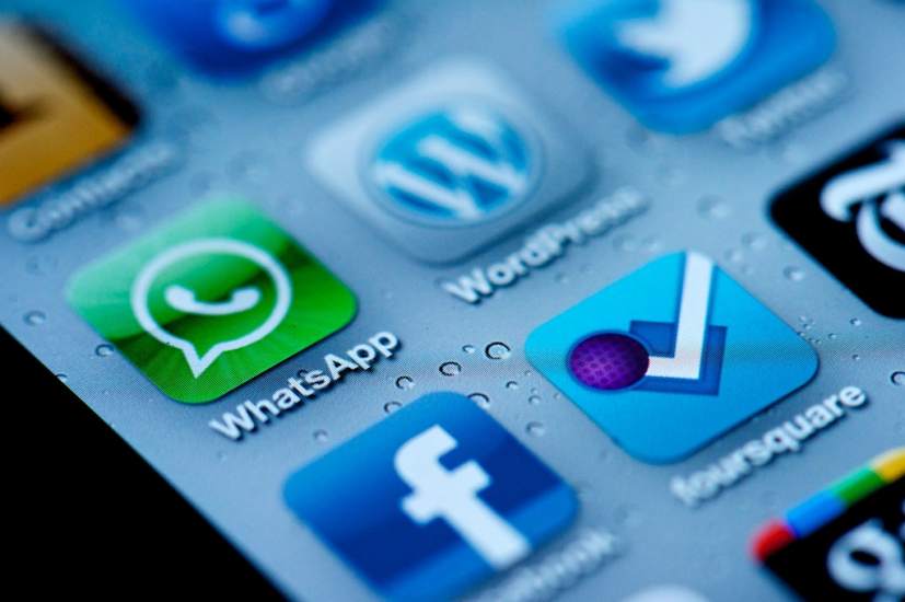 Facebook espía tus conversaciones de WhatsApp, según Avast