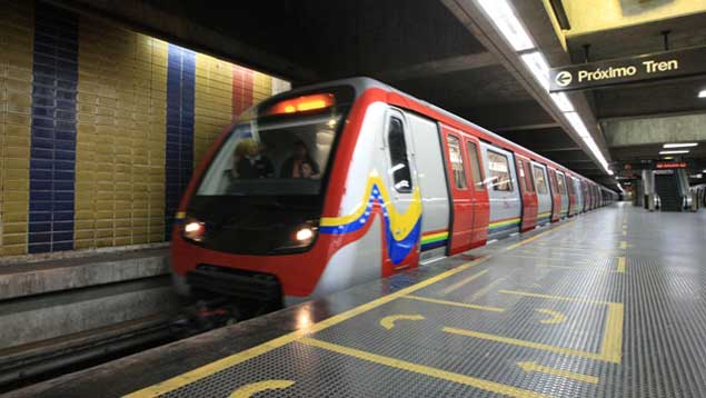 Tren averiado causó retraso en la línea 3 del Metro