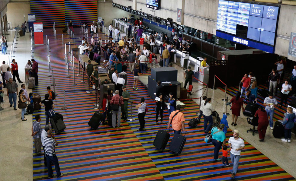 Esta es la situación de padres venezolanos para visitar a sus hijos en el exterior