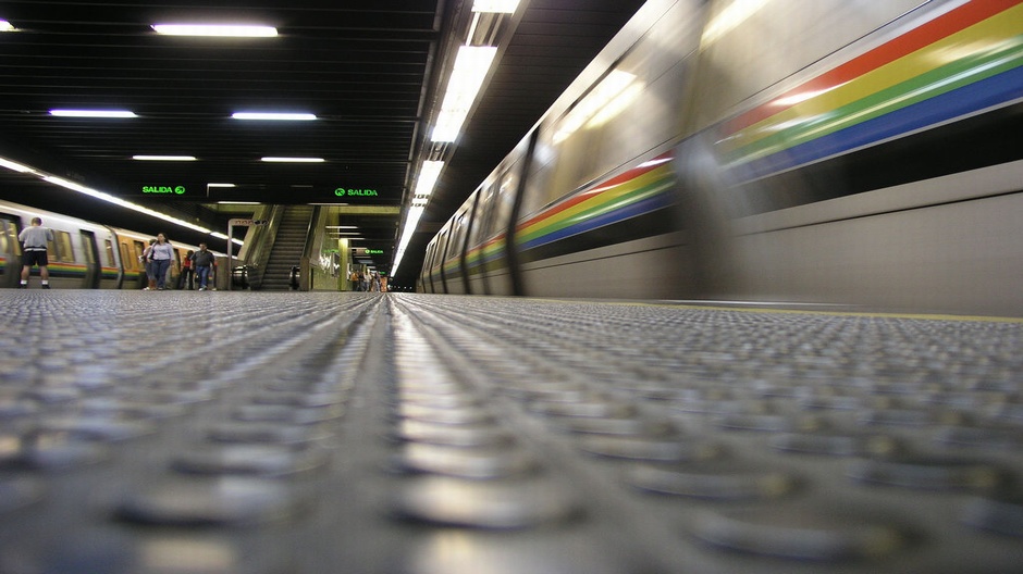 Cierran nueve estaciones del Metro de Caracas