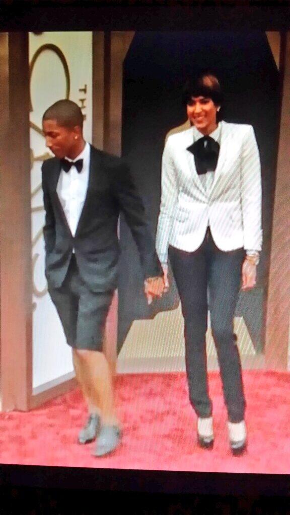 ¡Lo hizo de nuevo! Pharrel ahora fue en shorts a los Oscars (Foto)