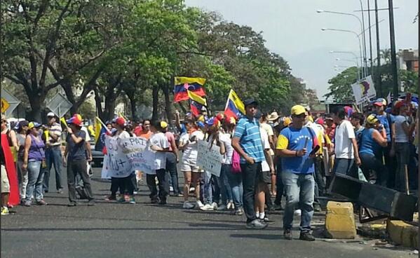 Carabobeños realizaron la “Gran Marcha de las Ollas Vacías” (Fotos)