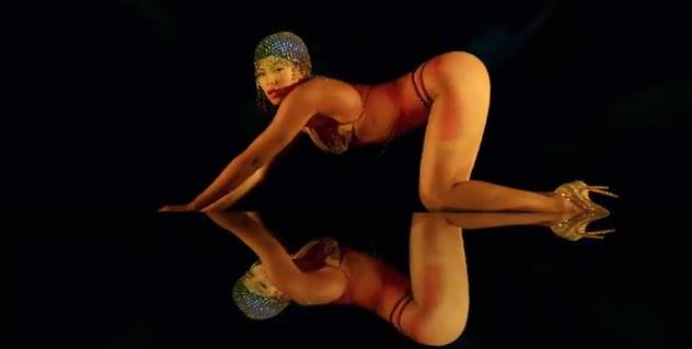 ¡Imperdible! Beyoncé lo muestra casi todo (Fotos + Video)