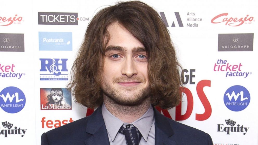 Protagonista de Harry Potter sufre burlas por su nuevo look (Fotos)