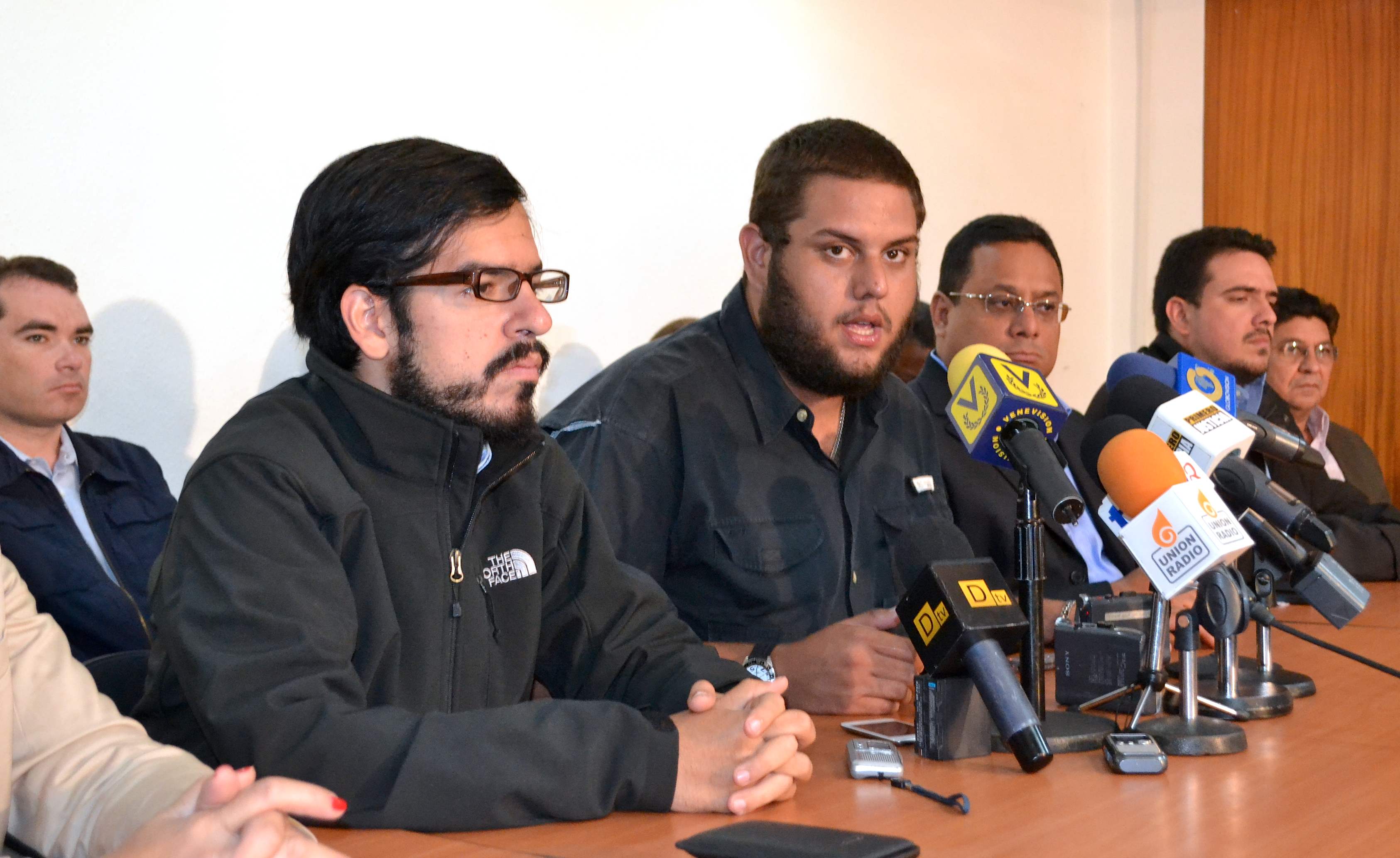 Requesens: Este gobierno ha violentado de todas las maneras posibles los DDHH