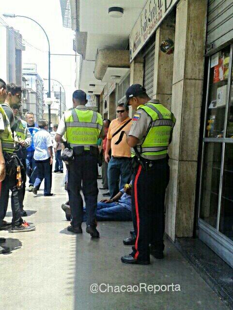 Accidente deja una persona herida en Chacao