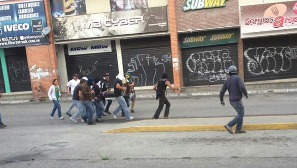 Cuatro heridos de bala por retiro de barricadas en Mérida