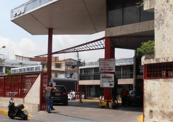 Cae la venta de gasolina en bombas internacionales