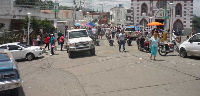 Ultiman a fiscal de transporte público en Petare