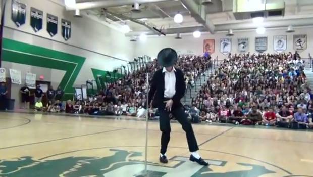 Tenemos al sustituto para Michael Jackson (Video + Moonwalk)