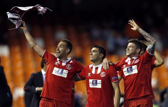 Benfica y Sevilla finalistas de la Liga Europa