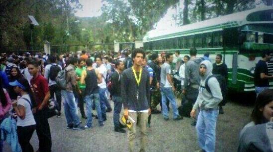 Estudiantes protestan en la Panamericana por la inseguridad #10J (Fotos)