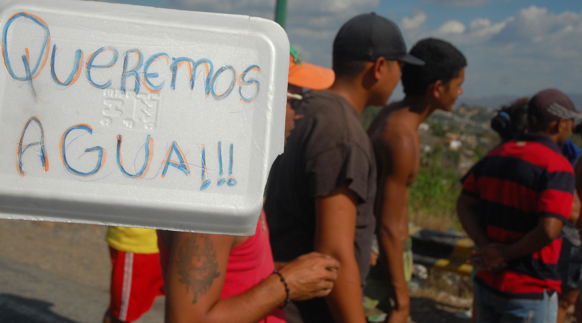 Ahora también escasea el agua en Venezuela