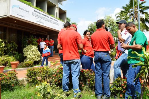 Denuncian desvío de alimentos y contratos irregulares en Friosa