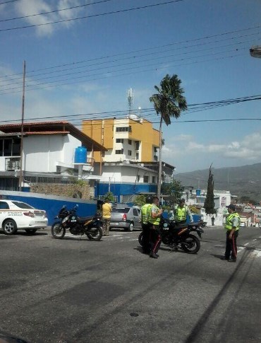 Protesta y represión en las calles cercanas a la Ucat #3J (Fotos)