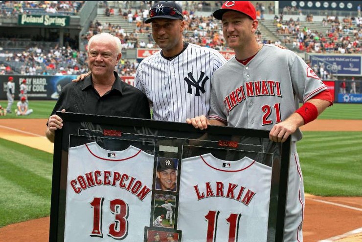 FOTOS: Rojos le regalan una camisa de Concepción a Derek Jeter