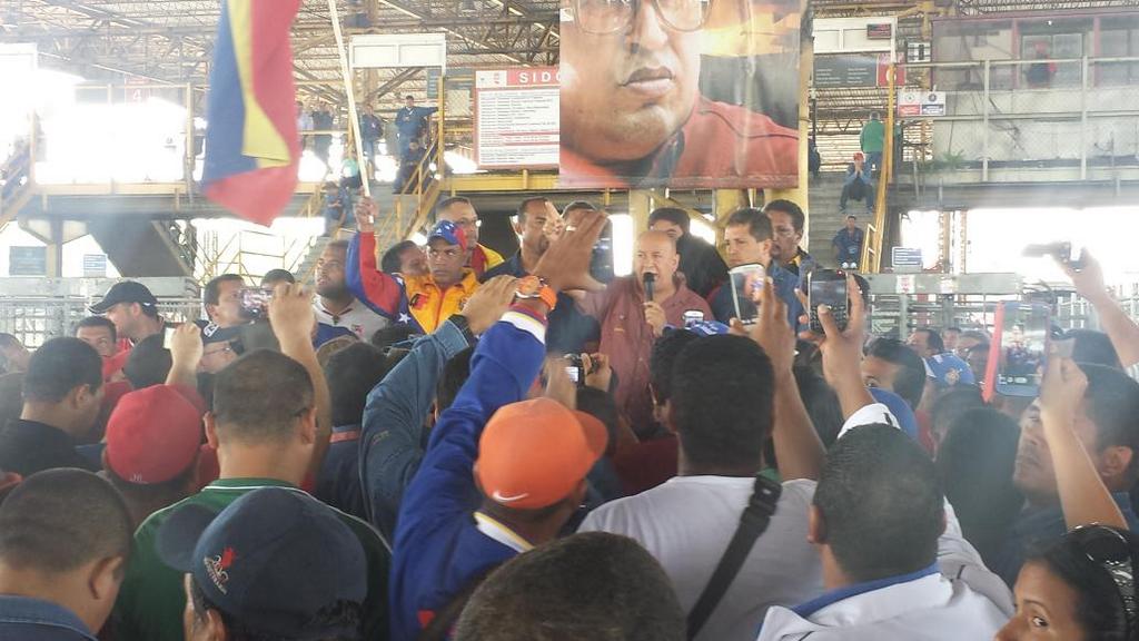 Realizan asamblea en el portón 3 de Sidor (Fotos)