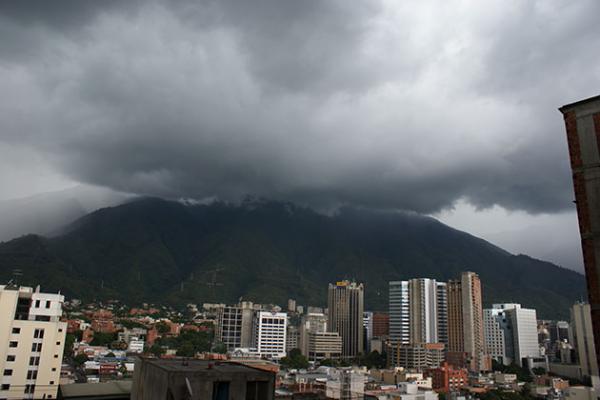 Onda tropical originará nubosidad y lluvias sobre el territorio nacional