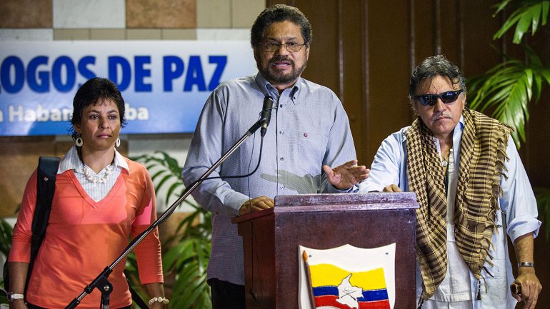 Farc descartan firmar la paz con Gobierno colombiano este año