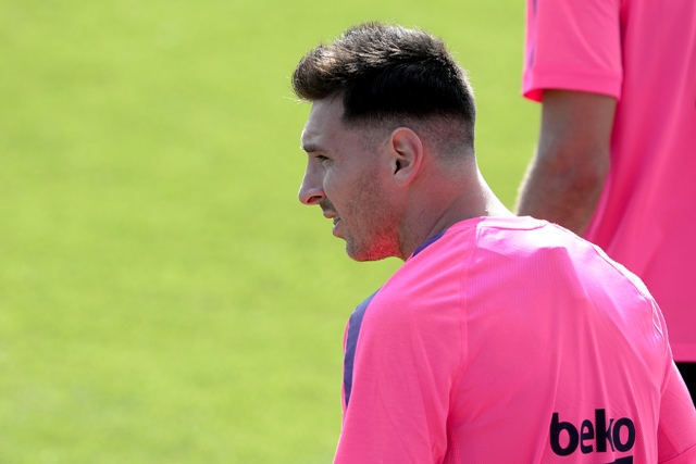 Messi estrena nuevo look ¿Te gusta? (Fotos)