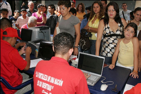 Activan jornadas de cedulación este jueves en Caracas