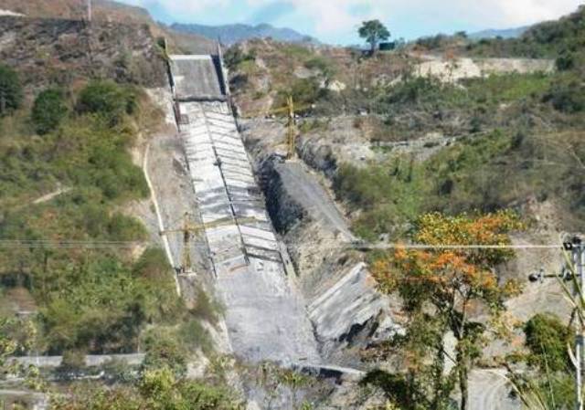 Se derrumbó interior del túnel Yacambú-Quíbor