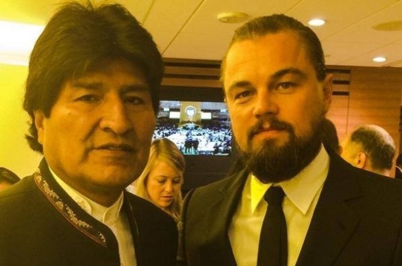 Evo Morales y Leonardo Di Caprio posando en New York para la historia (foto)