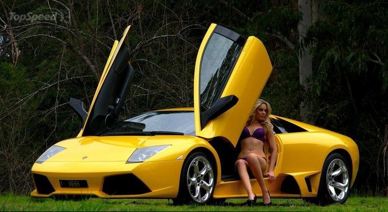 Nenas y naves presenta: Amanda y el Lamborghini Murciélago