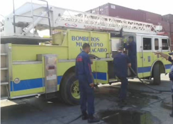 Controlan derrame de hidrocarburo en el Puerto de Maracaibo