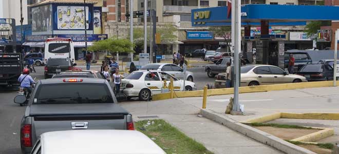 Colapso en las estaciones de servicio, con o sin chip