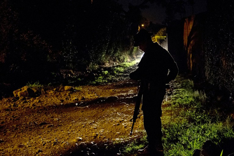 Asesinaron a ocho personas a tiros en una finca (fotos)