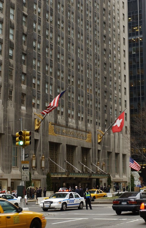 Hilton vende hotel Waldorf Astoria de Nueva York a un grupo chino