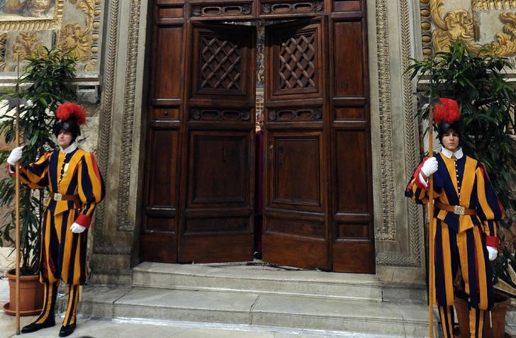 Restringirán número de visitantes a Capilla Sixtina para proteger frescos