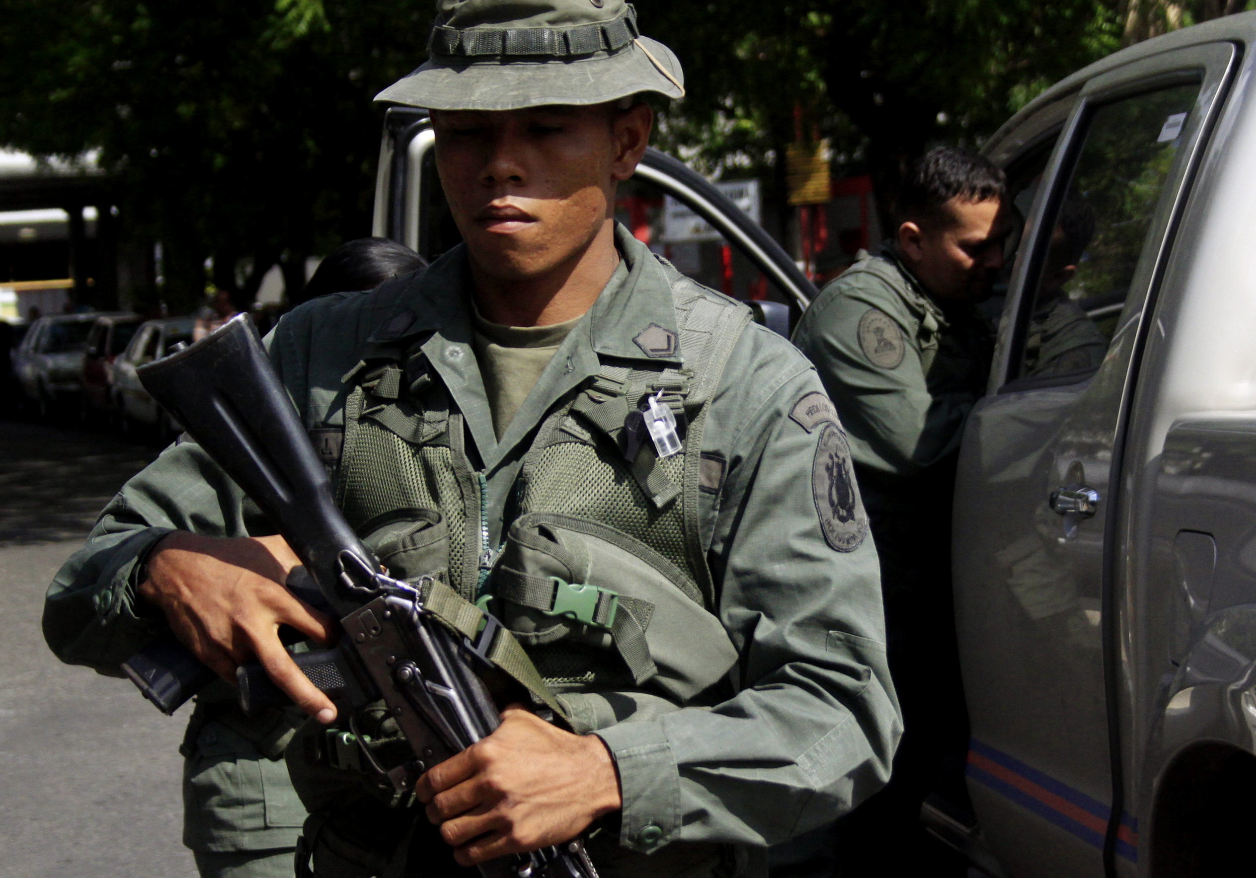 Filtraron instrucciones que obligan a funcionarios de la GNB a participar en el referendo chavista