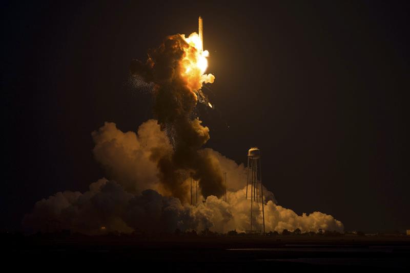 ¿Quién será la primera mujer en pisar la Luna?