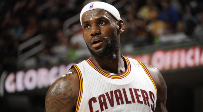 LeBron vence con Cleveland a su exequipo el Heat