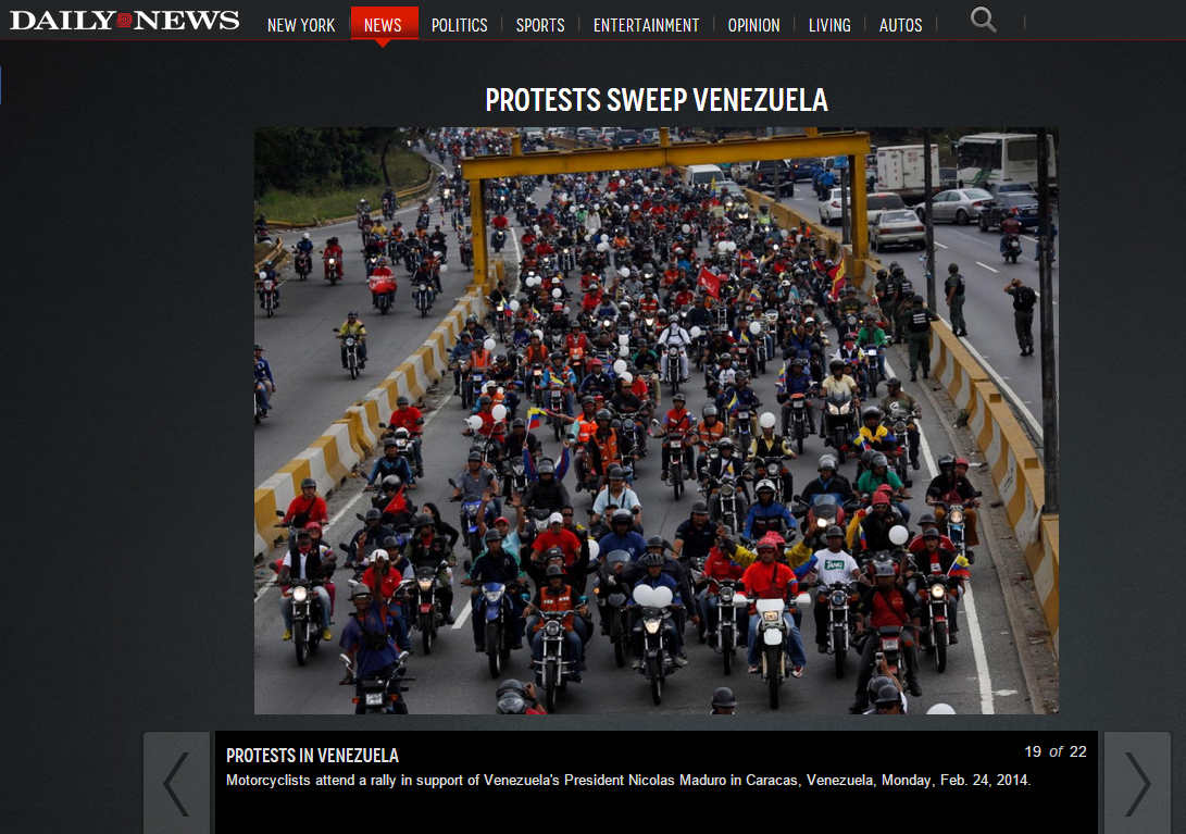 Foto de colectivos “camino a Miraflores” es del 24 de febrero