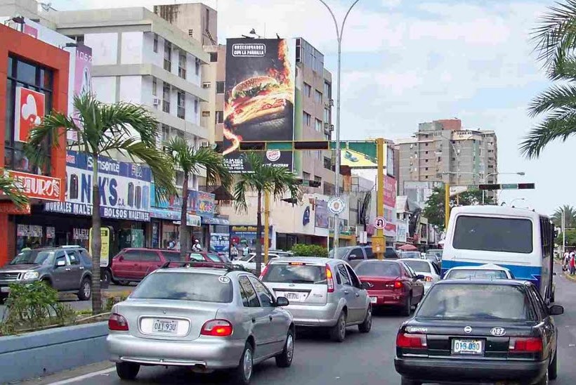 Comercios estarán opacos en Navidad por falta de dólares