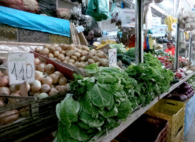 Mercados municipales en Valencia ya no son una opción para comprar