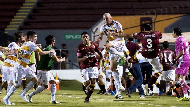 ¡Tangana! los altercados más vergonzosos de la historia del fútbol (Video)