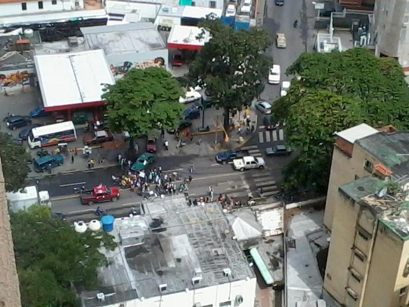 Estudiantes del Iutirla protestan en El Paraíso por inseguridad (Fotos)